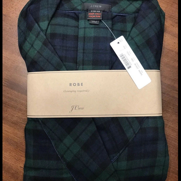 J. CREW ROBE in Flannel Plaid - Picture 2 of 4